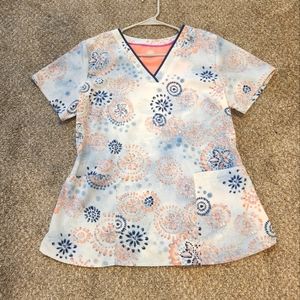 Scrub top